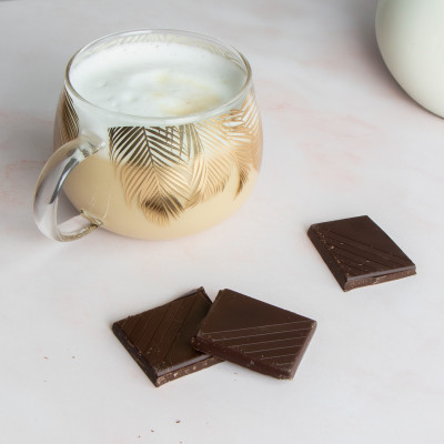 Glasbecher Trinkglas 400ml Design „Tropic“ 4-er Set bauchige Gläser stillvoll Transparent-Goldfarbe