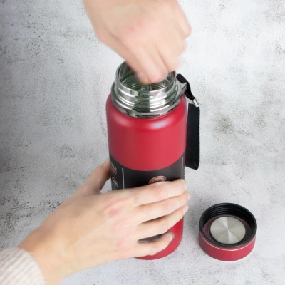 Thermoskanne Thermosflasche 800 ml mit Sieb Edelstahl Isolierkanne Rot